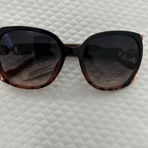 Women sunglasses